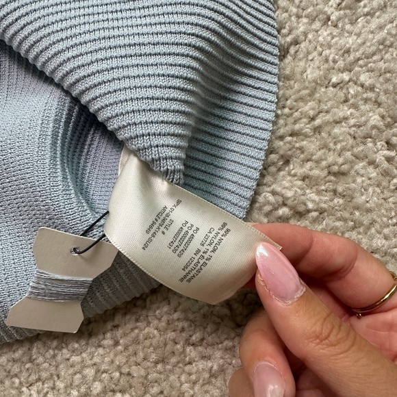 Aritzia Babaton Daze Grey Sculpt Knit Ribbed Criss Cross Halter Mini Dress - Picture 8 of 8